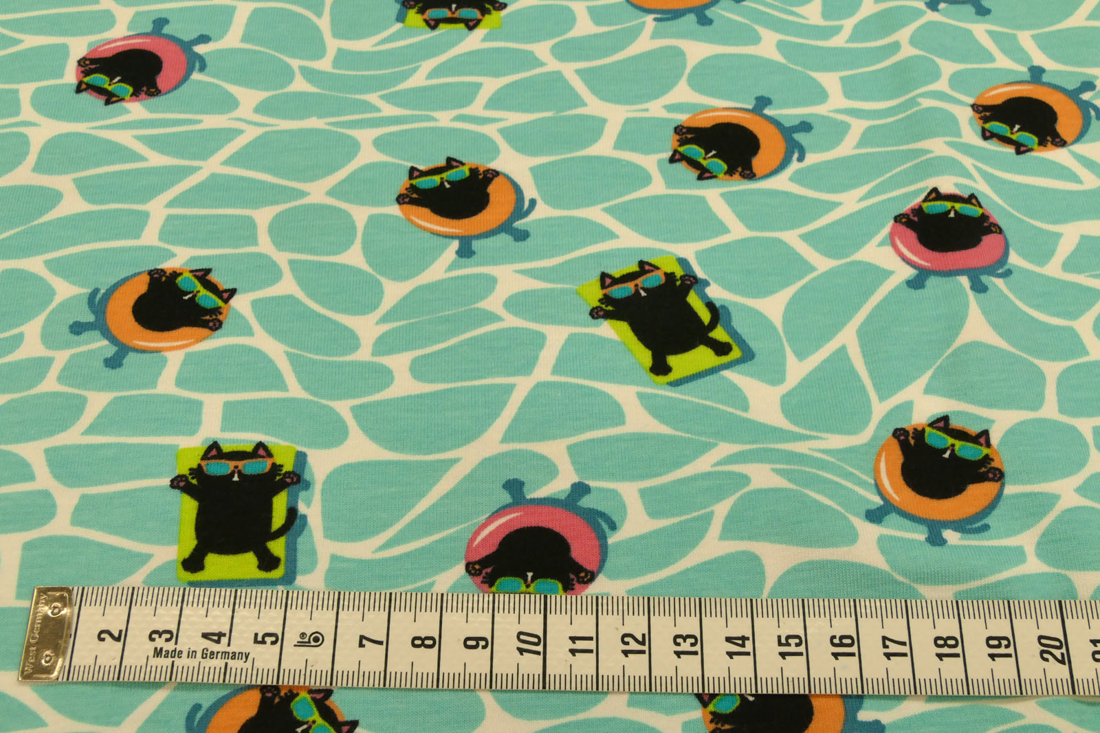 Baumwoll Jersey  schwimmende Katzen